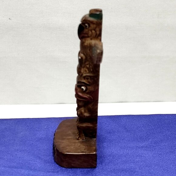 Alaska Souvenir Totem Pole Sculpture Handcrafted Intricate Details Circa 1980s - Picture 4 of 6